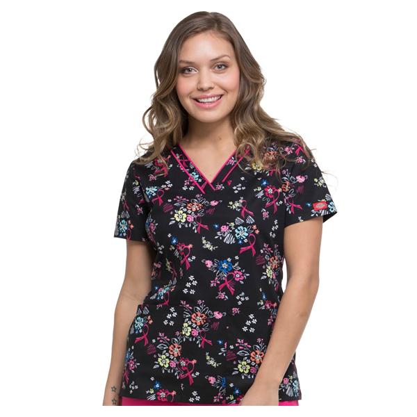 Dickies Scrub Top Ctn/Spndx V-Nck 2 Pkts Shrt Slvs M Beautiful Ptls Womens Ea