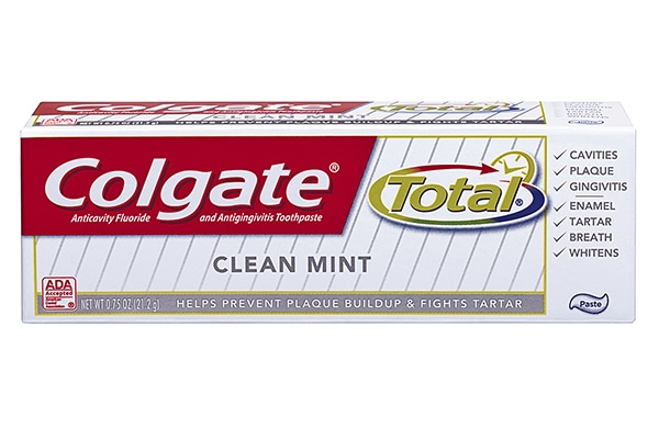 Colgate® Total Clean Mint toothpaste